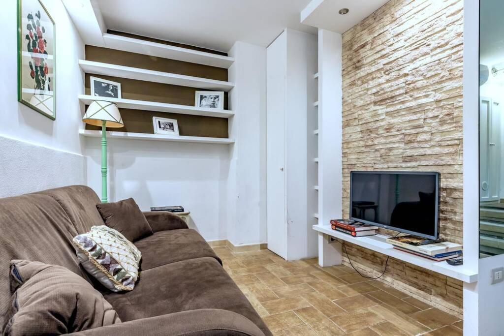 Lovely Apartment Ground Floor Colosseo Wi-Fi Ac Rom Exteriör bild