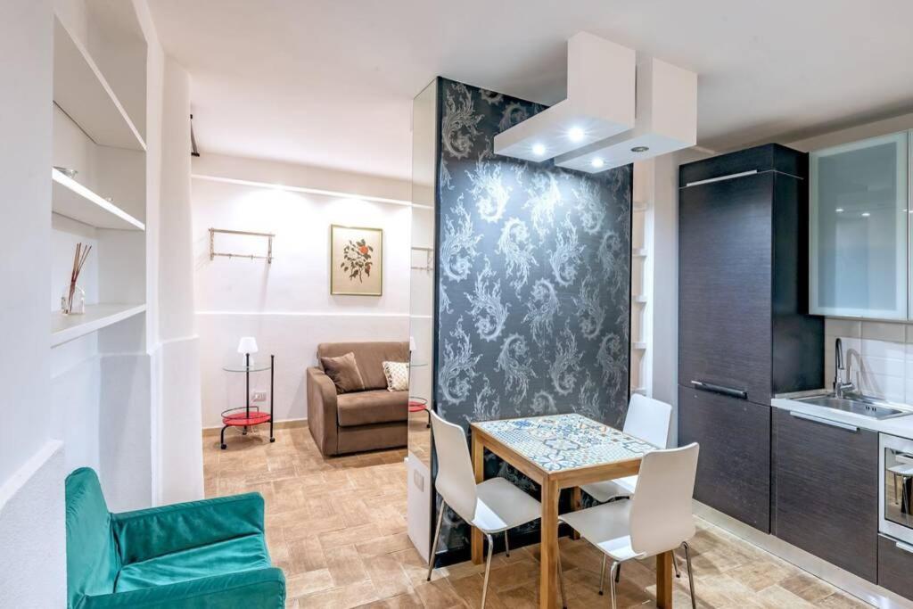 Lovely Apartment Ground Floor Colosseo Wi-Fi Ac Rom Exteriör bild